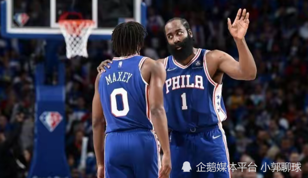  76人双核合砍60分险胜掘金  