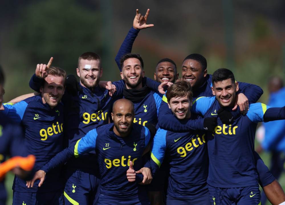  西汉姆联主场爆冷击败热刺制造最大冷门